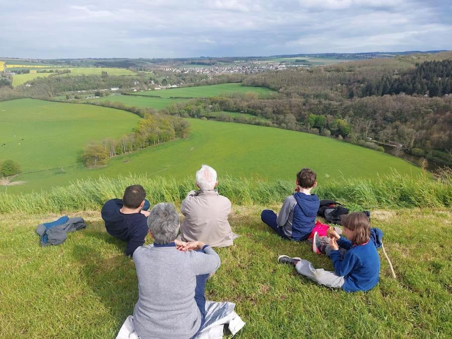 Le Cormoran Emplacement Ideal, Moderne Tres Equipe Thury-Harcourt-le-Hom Esterno foto