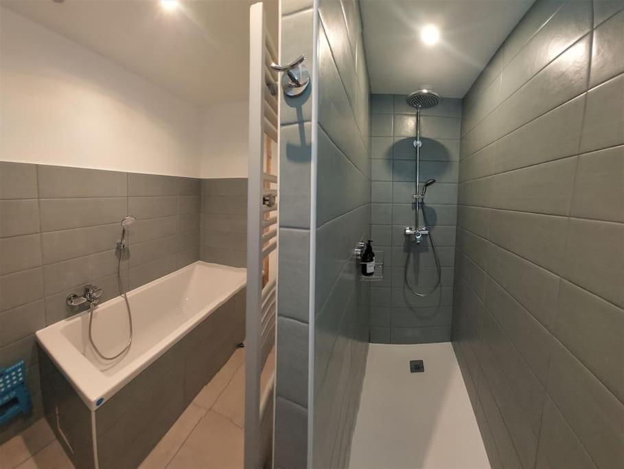 Le Cormoran Emplacement Ideal, Moderne Tres Equipe Thury-Harcourt-le-Hom Esterno foto